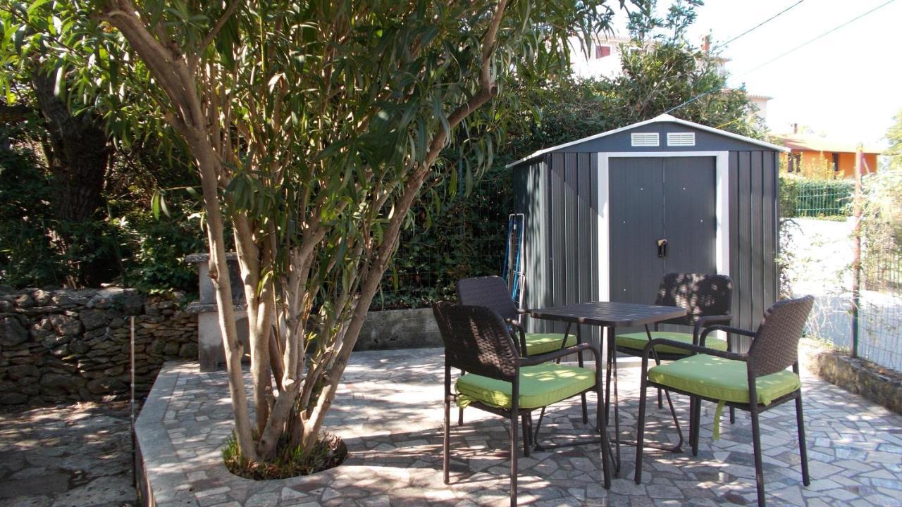 Guest House Accommodation Rupine Premantura Exterior foto