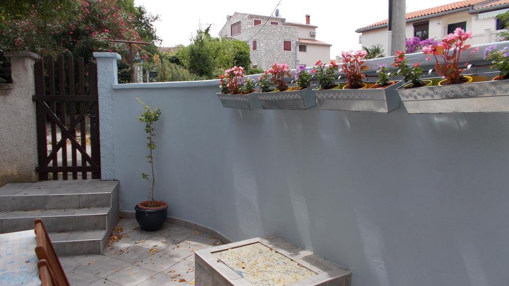 Guest House Accommodation Rupine Premantura Exterior foto