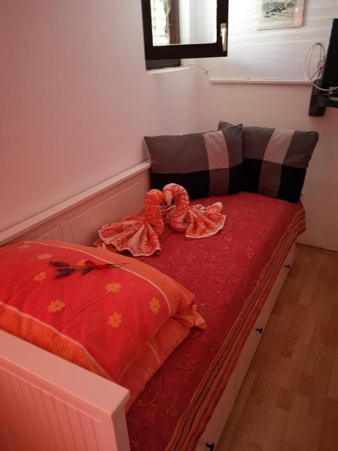 Guest House Accommodation Rupine Premantura Exterior foto
